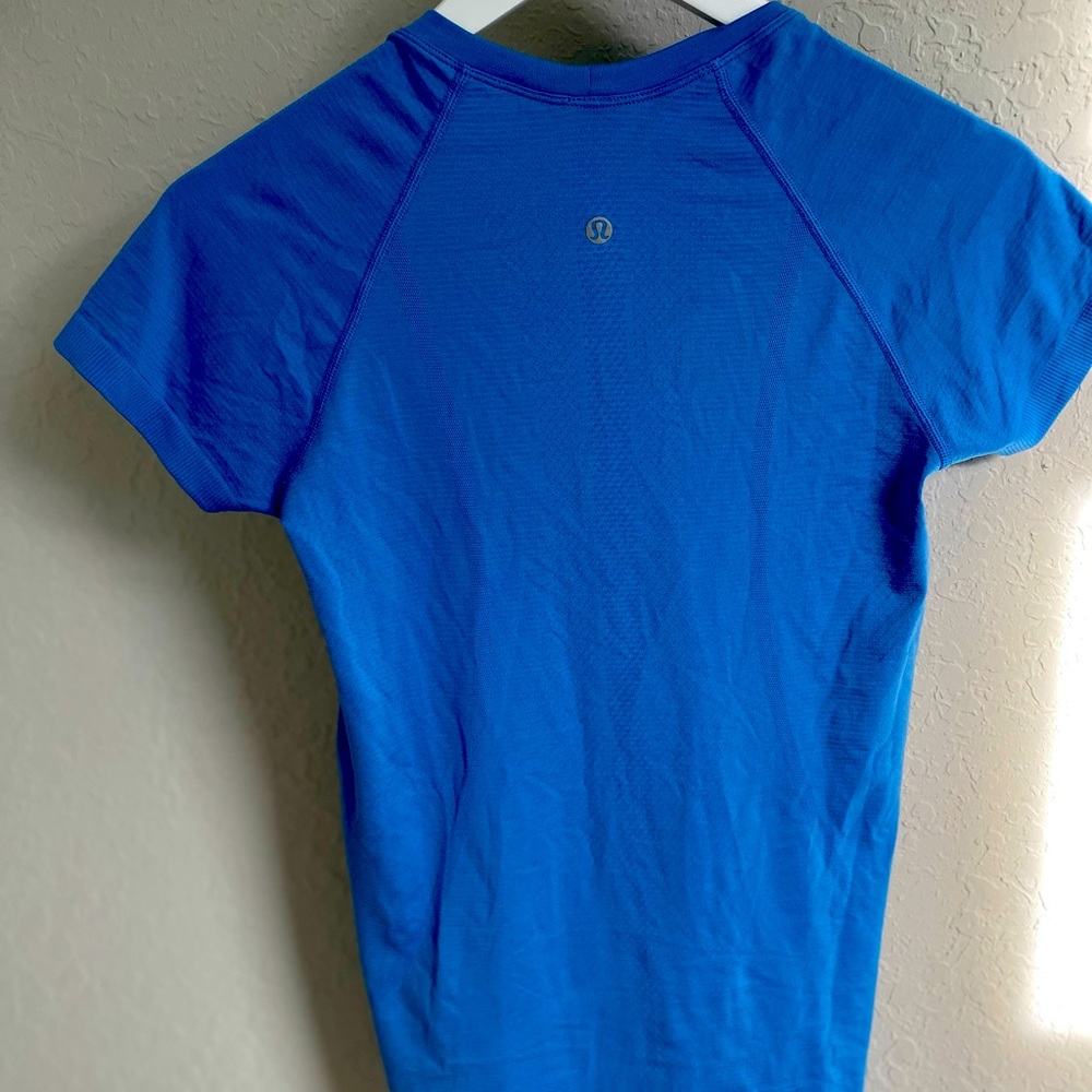 Lululemon shirt